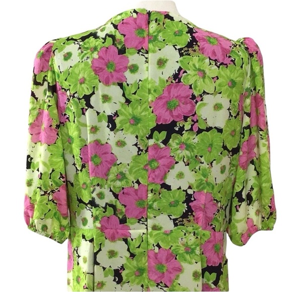Wayf Green & Pink Floral Half Sleeve Midi Dress - Picture 7 of 9